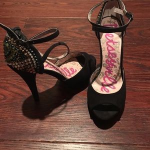 Betsyville by Betsy Johnson heels
